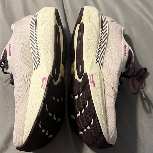 Brooks Women's Athletic Shoes - Cream and Purple - Picture 4 of 6